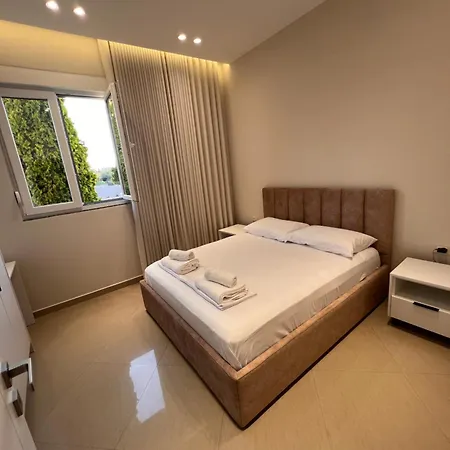 Aron Apartman Tirana