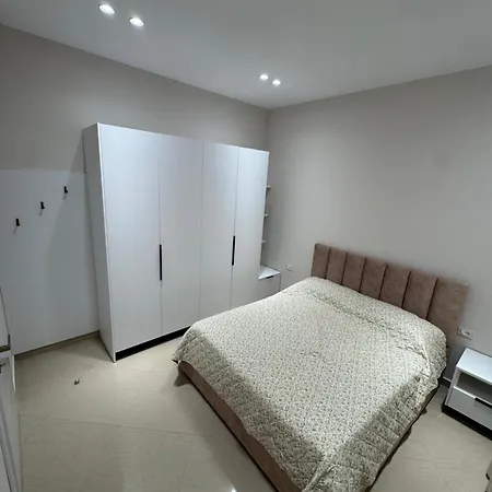 Apartman Aron Tirana
